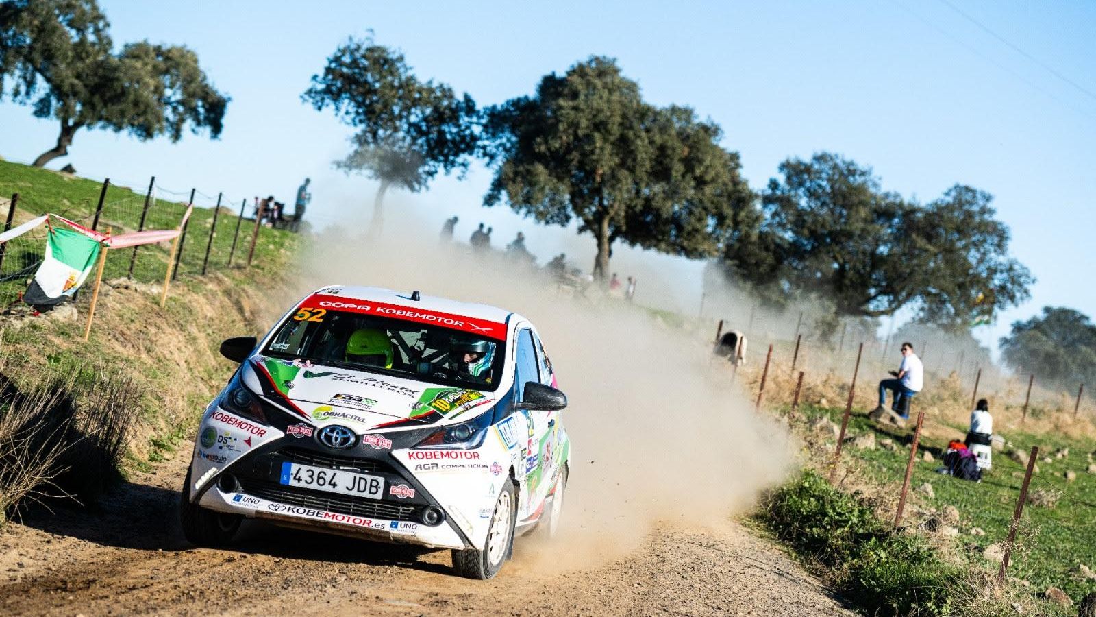 Uno de los vehículos durante el transcurso de la prueba en Pozoblanco.