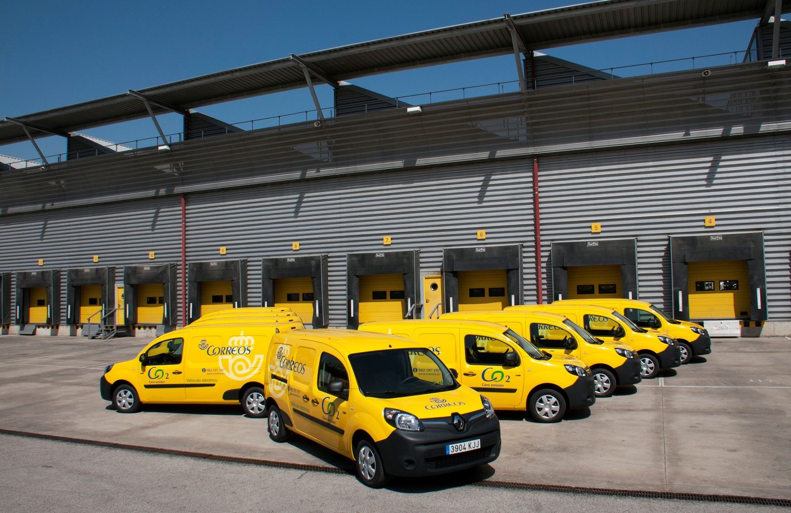 Correos suma 70 efectivos a su plantilla de Cádiz de aquí al 15 de enero