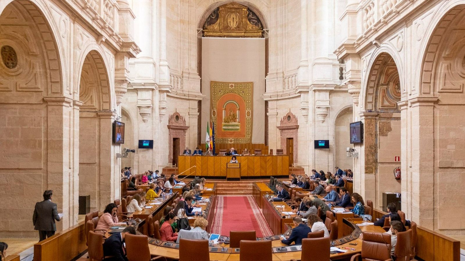 Vista general del Salón de Plenos del Parlamento andaluz.