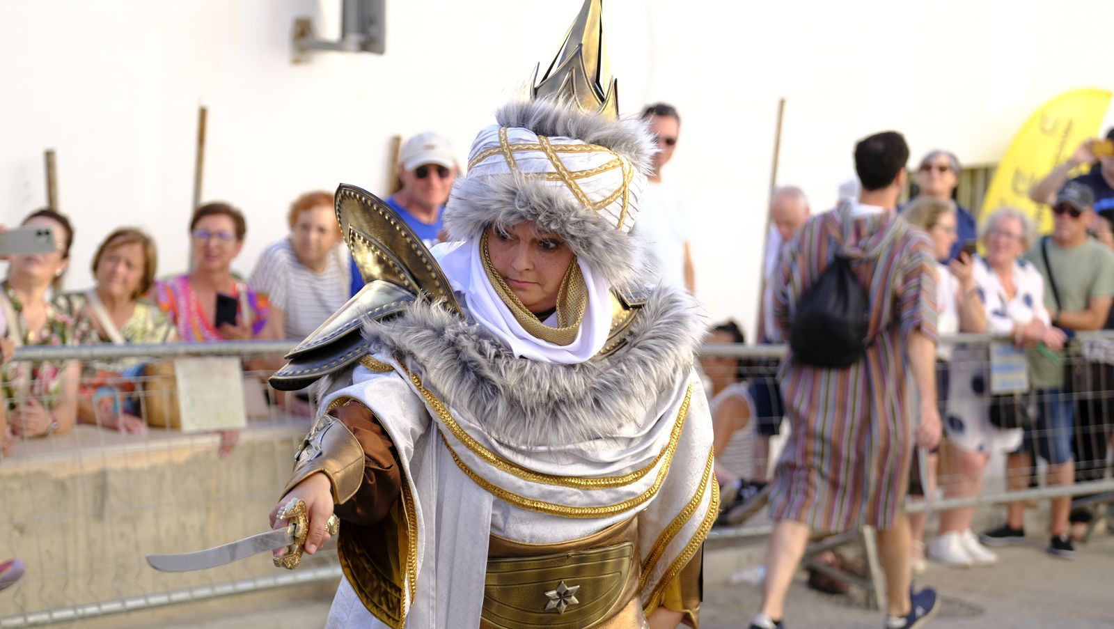 El espectacular desfile de Moros y Cristianos de Mojácar, en imágenes