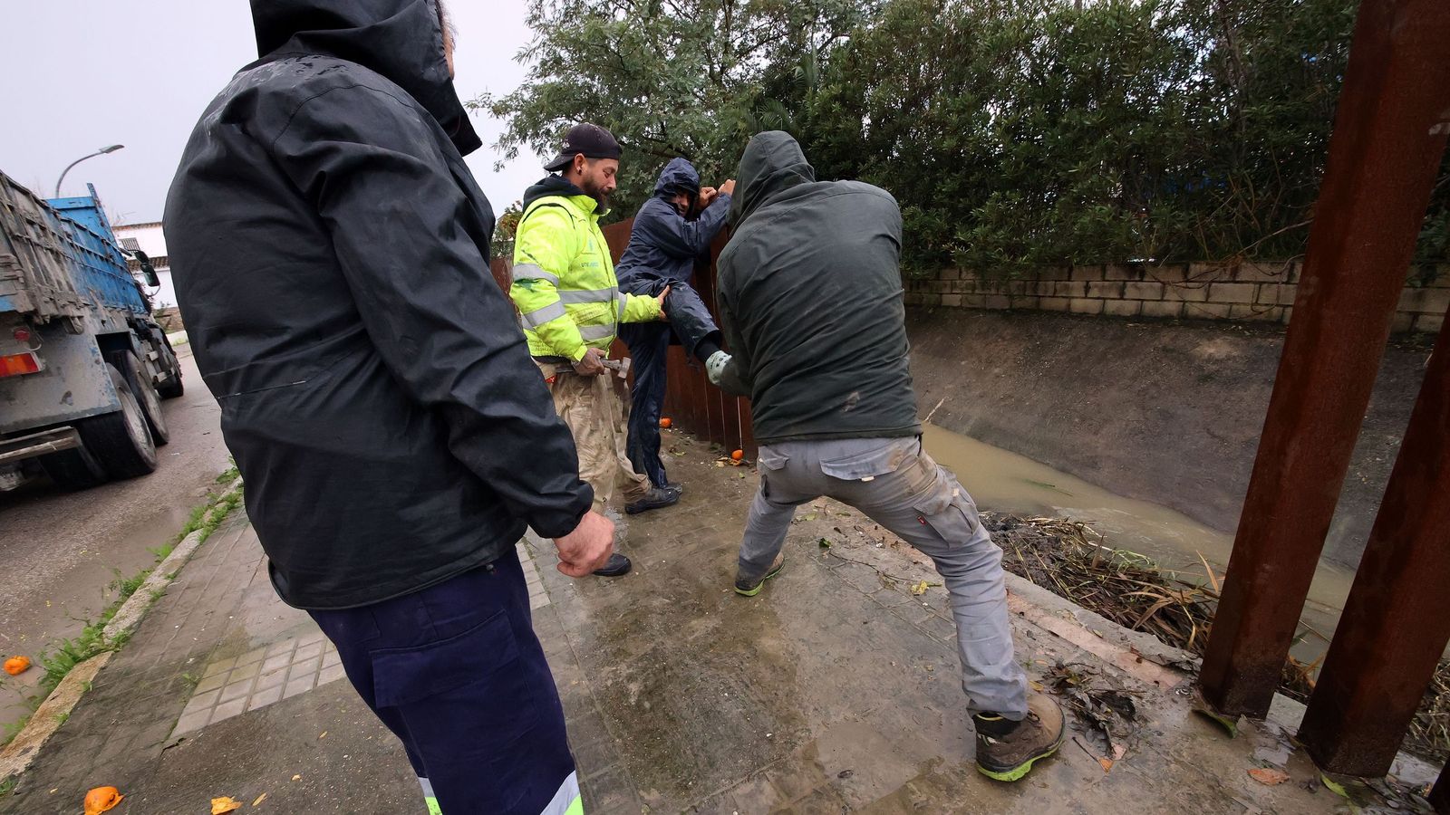 Así afronta la zona rural de Jerez la subida del río Guadalete
