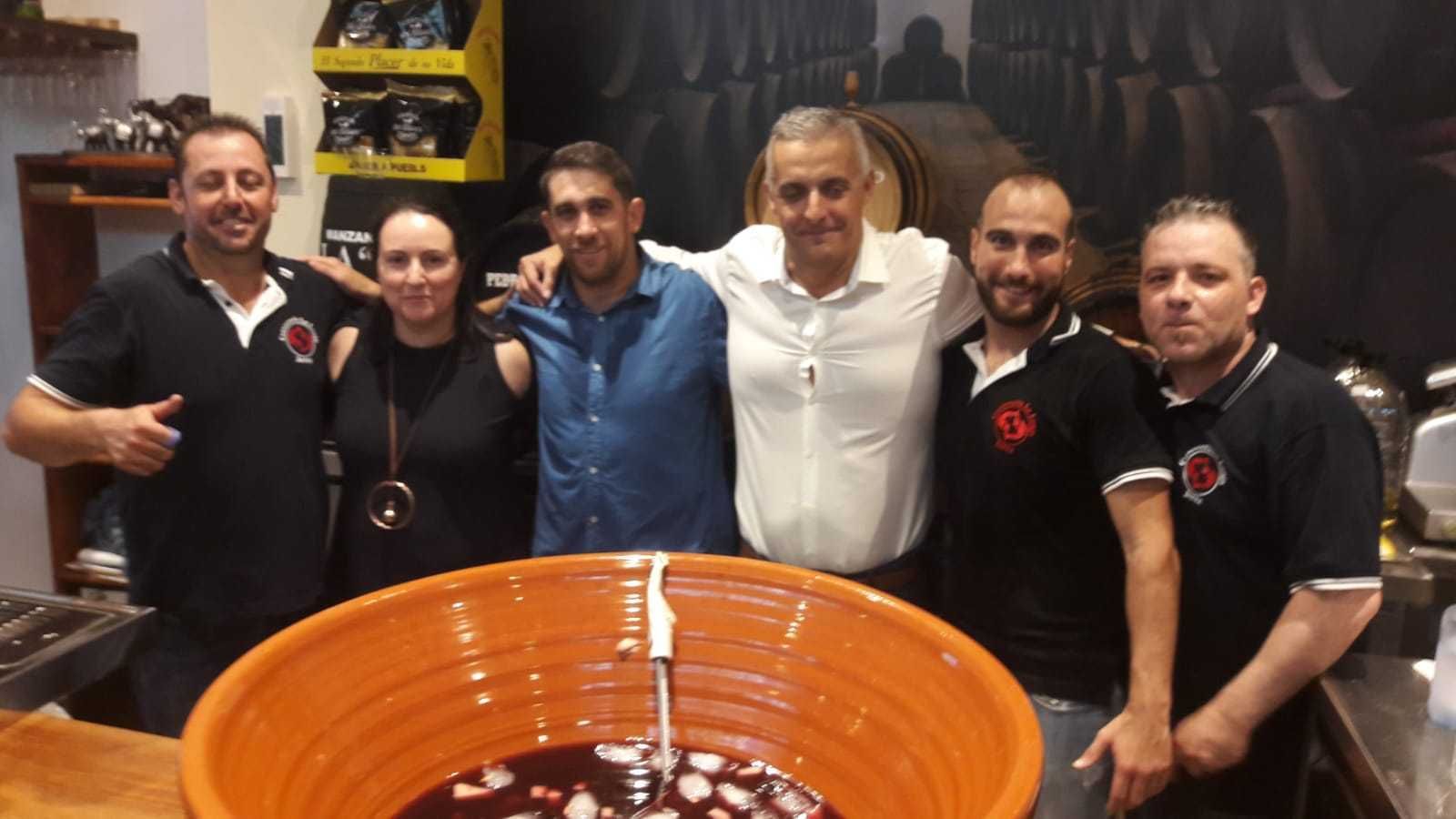 Nuevo tabanco La Lonja, ubicado en la esquina donde confluyen la calle Algarve y Remedios.