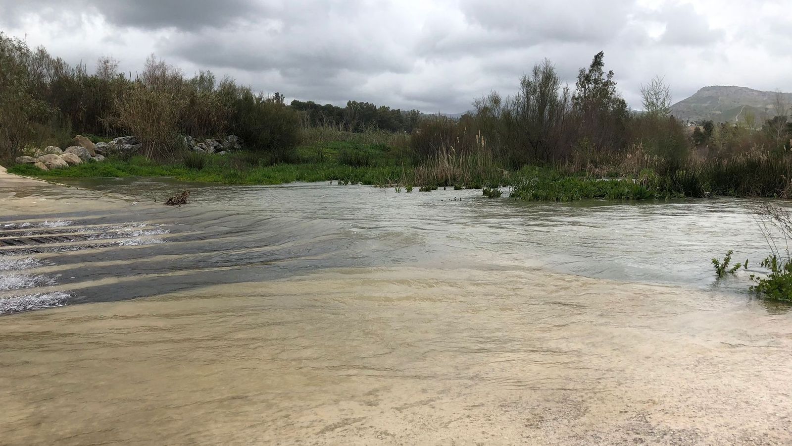 Desagüe de la Presa del Tajo de la Encantada.