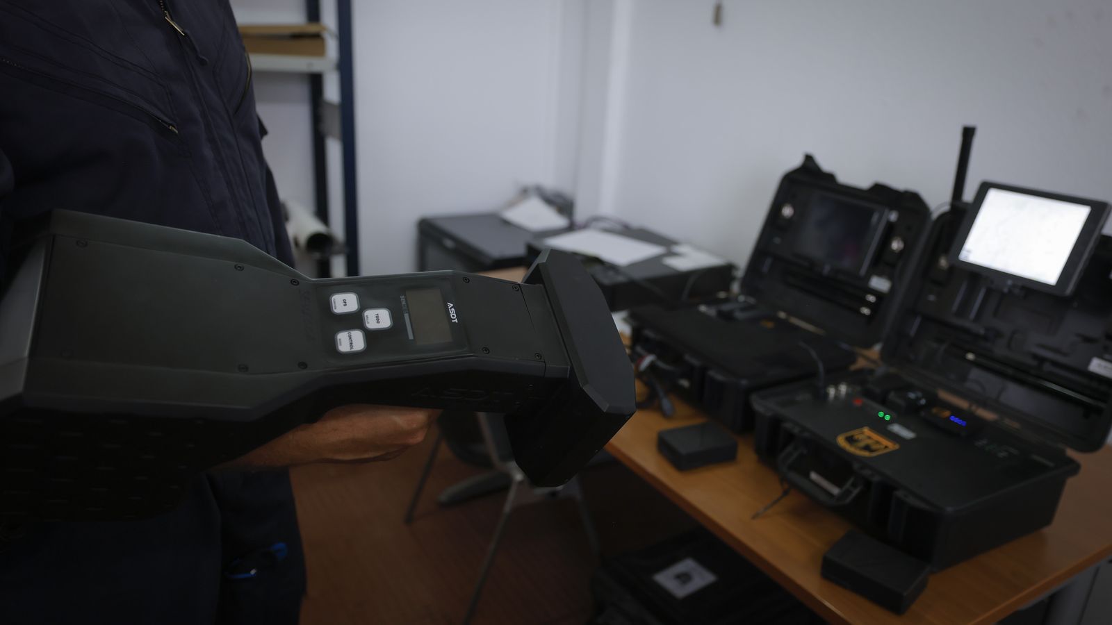 El sistema de inhibición de drones.