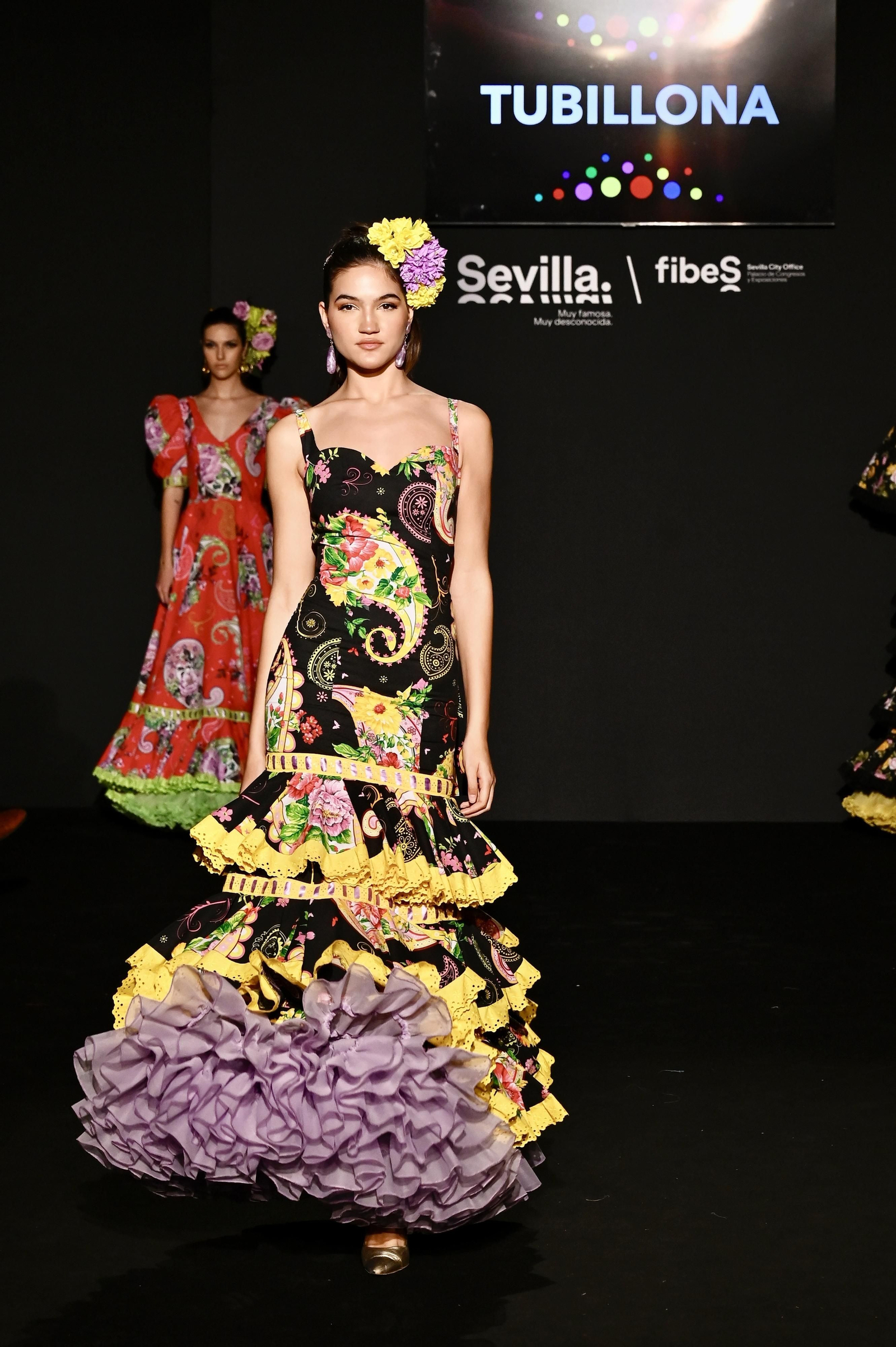 Moda flamenca 2024: Todas las colecciones de Emprende Lunares, en imágenes