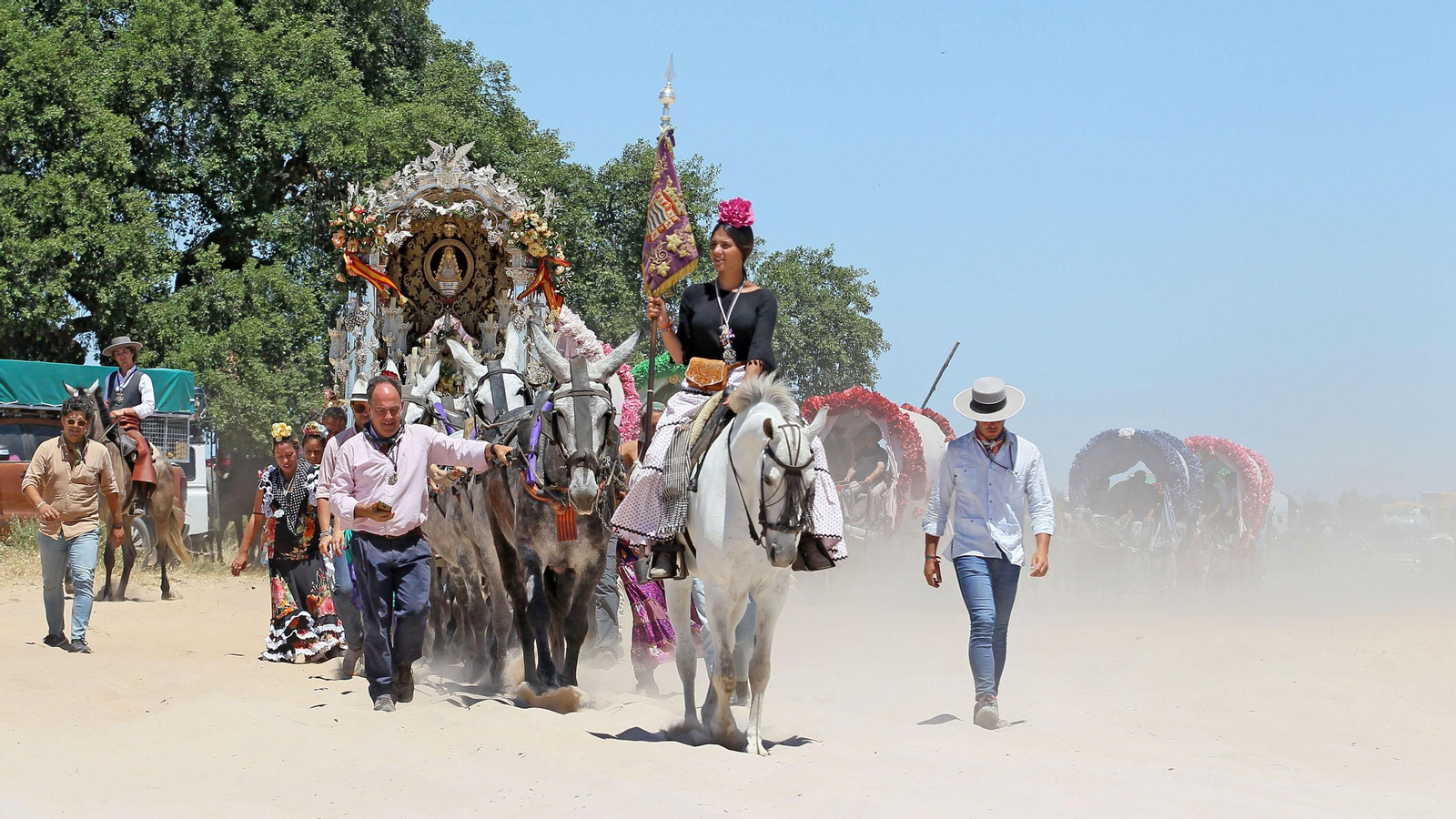Imágenes de pasadas romerías de la Hdad de Jerez al Rocío
