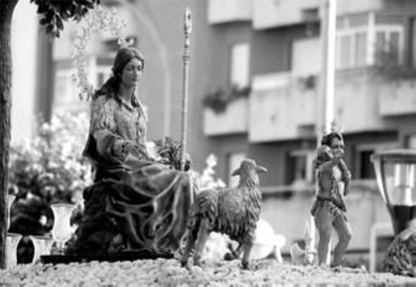 La Madre del Buen Pastor, titular de la nueva cofradía, en su paso procesional en la salida del año pasado.