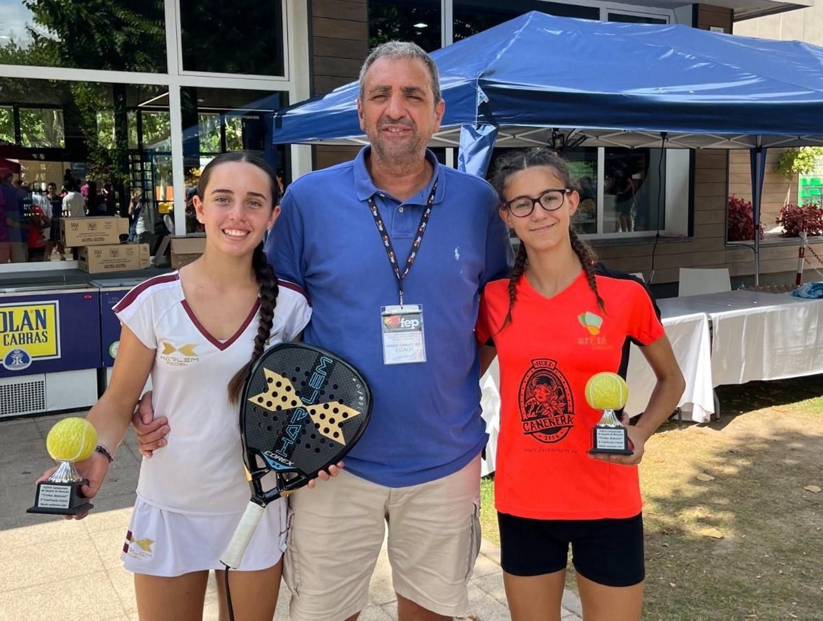 Valeria Prado, Bernardo Almonacid y Marta Ortiz.