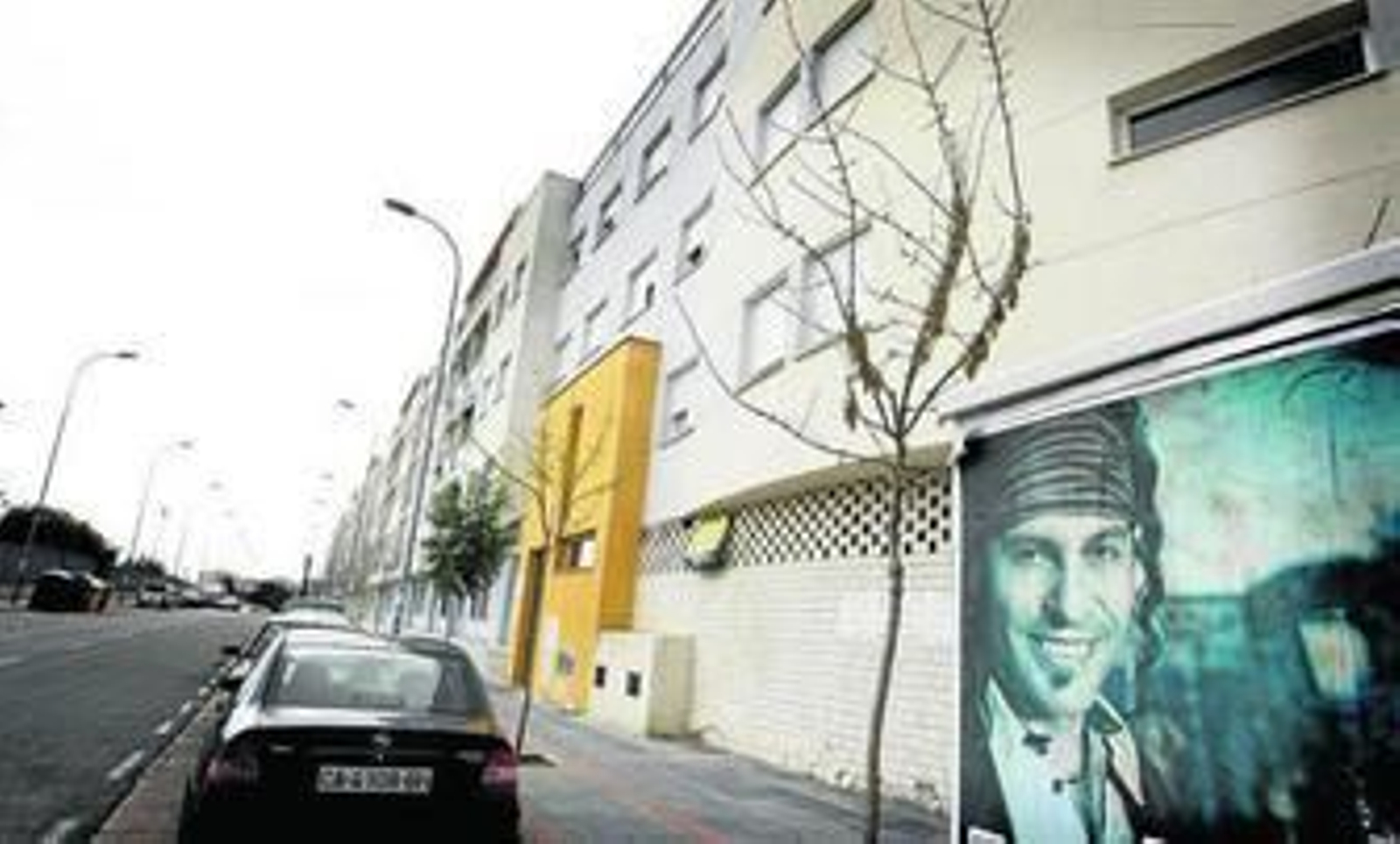 Vista exterior del Edificio Roma, ubicado en las inmediaciones de la avenida Europa.
