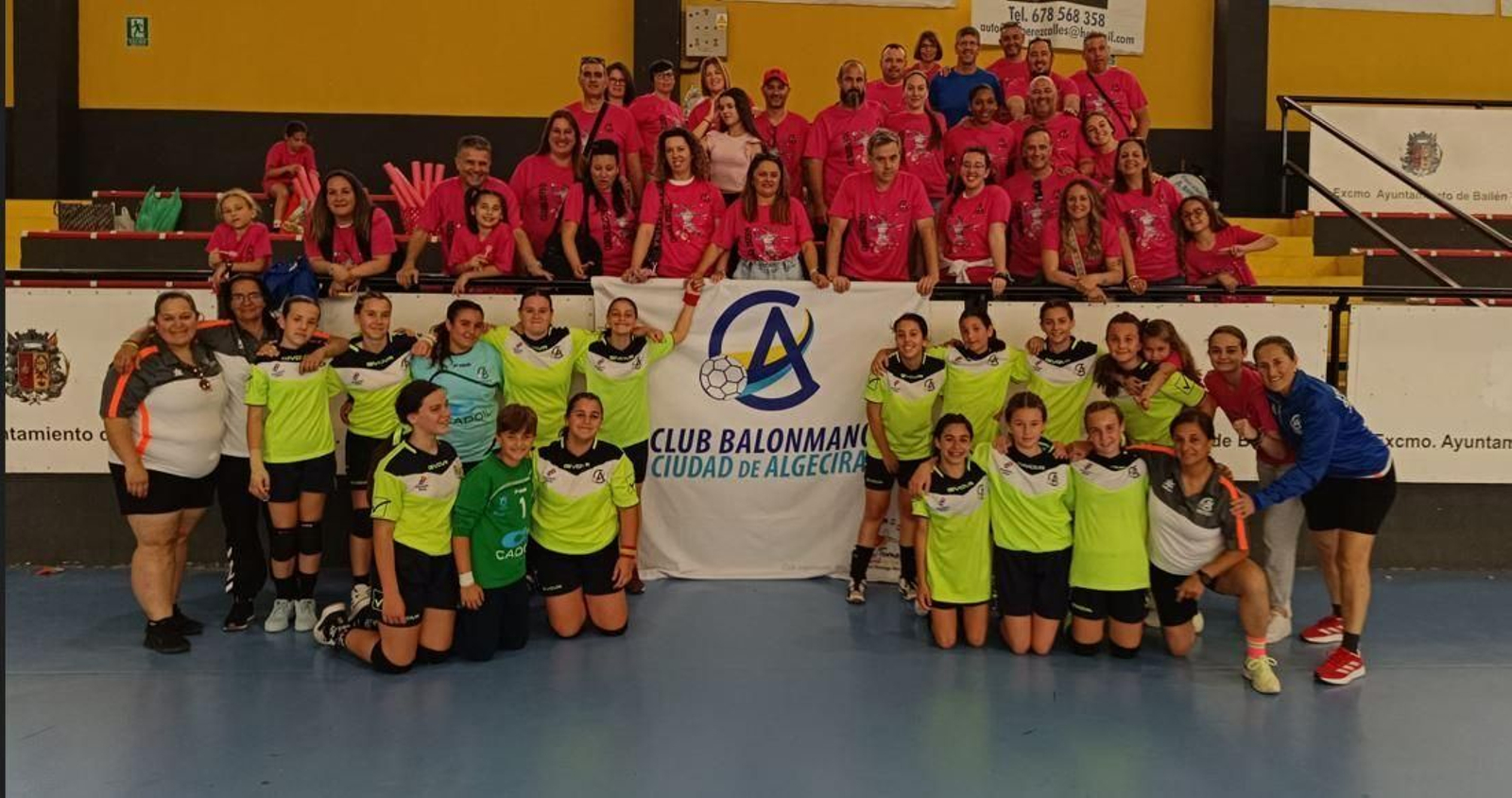 El alevín femenino del Ciudad de Algeciras celebra una de sus victorias
