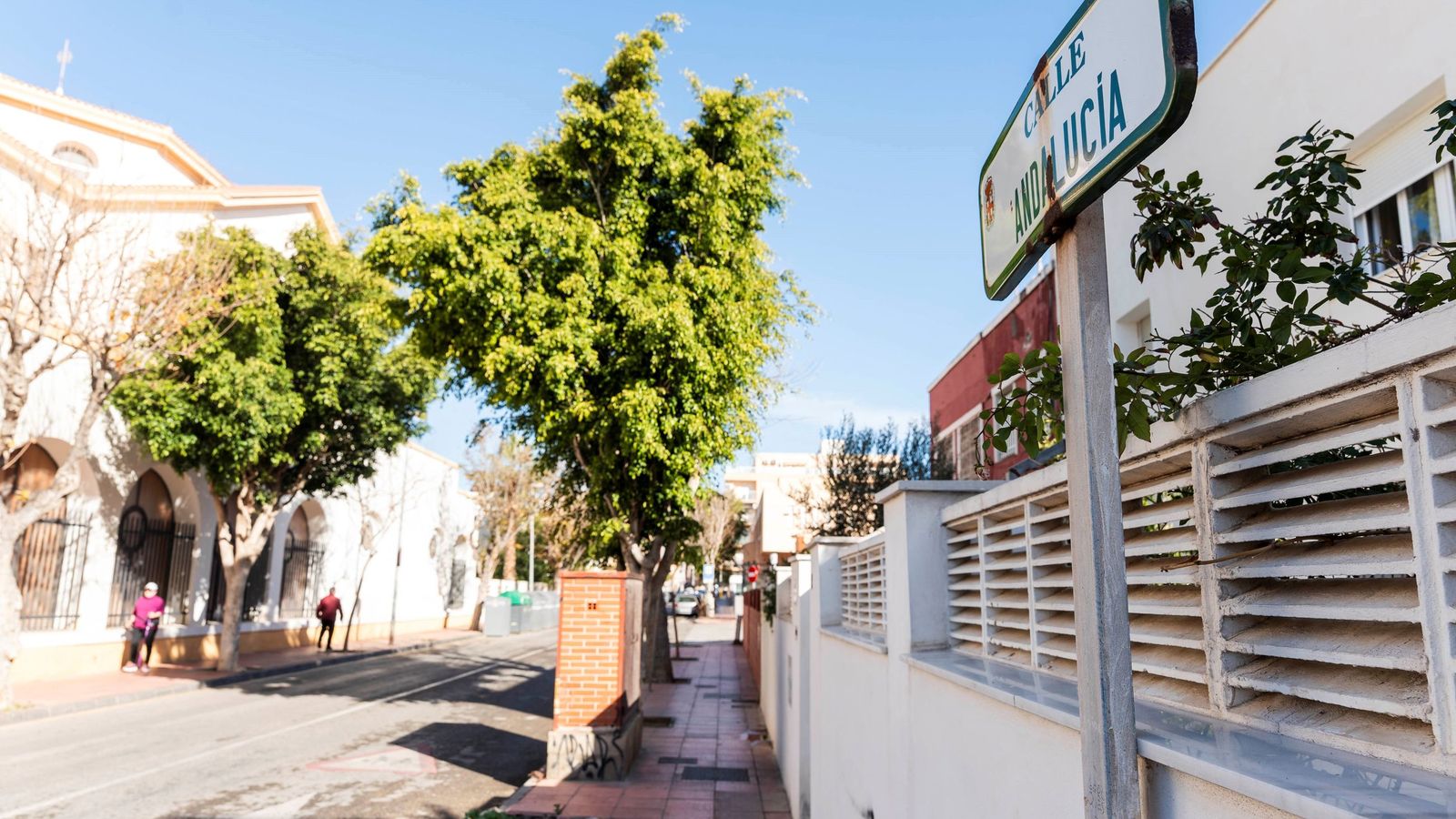 La calle Andalucía en el barrio de El Zapillo, en Almería.