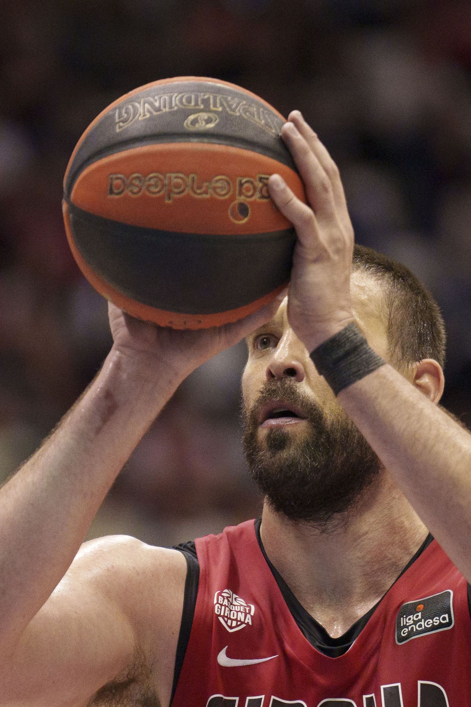 Las mejores imágenes del Basquet Manresa-Covirán Granada