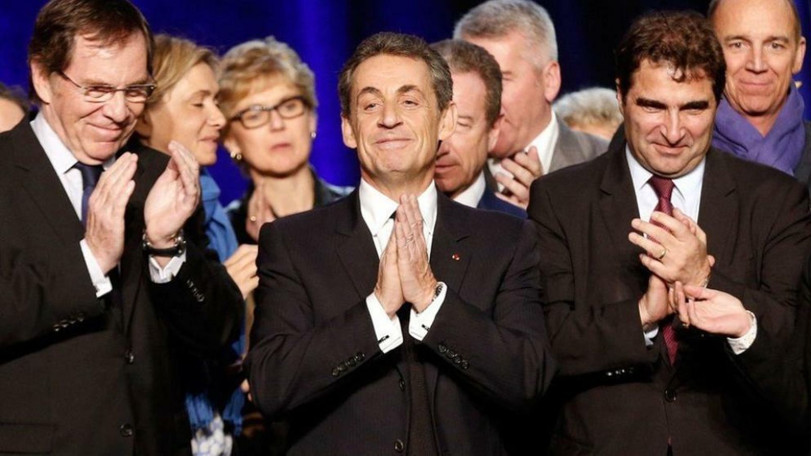 Sarkozy gana las elecciones.