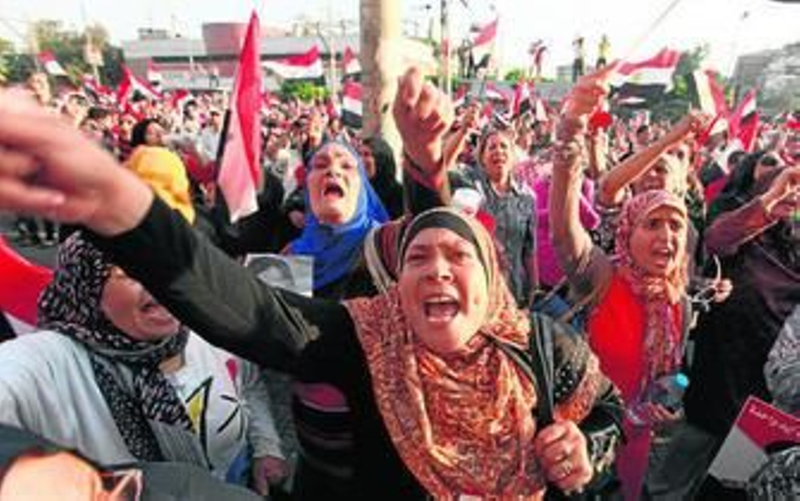Detractores del derrocado Mursi protestan en las calles de El Cairo.