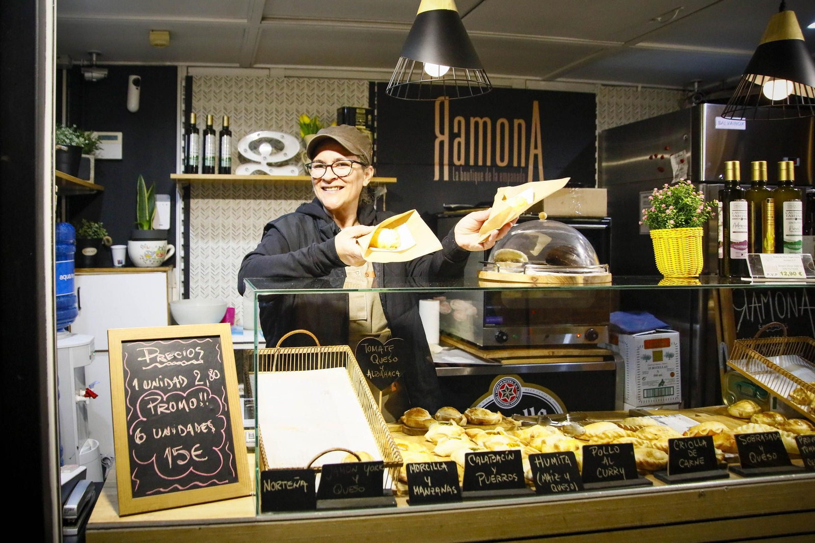 Imágenes de los kioscos en el paseo de Almería