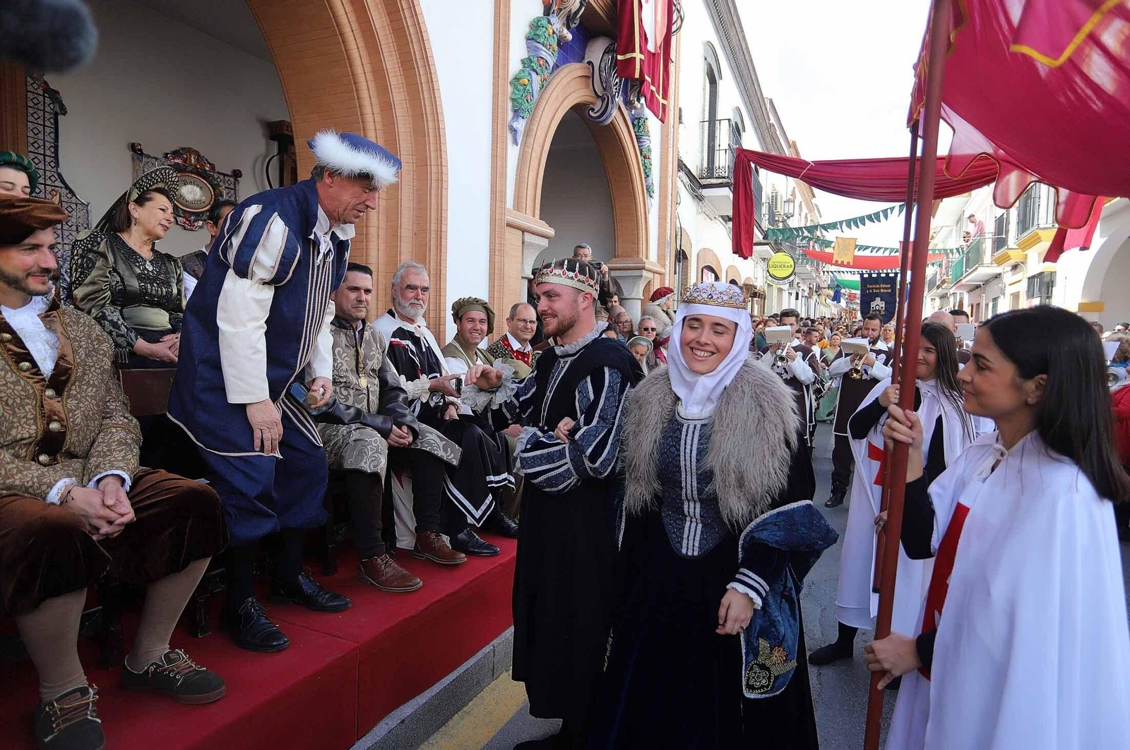 Imágenes del gran ambiente en la Feria Medieval de Palos de la Frontera, Huelva