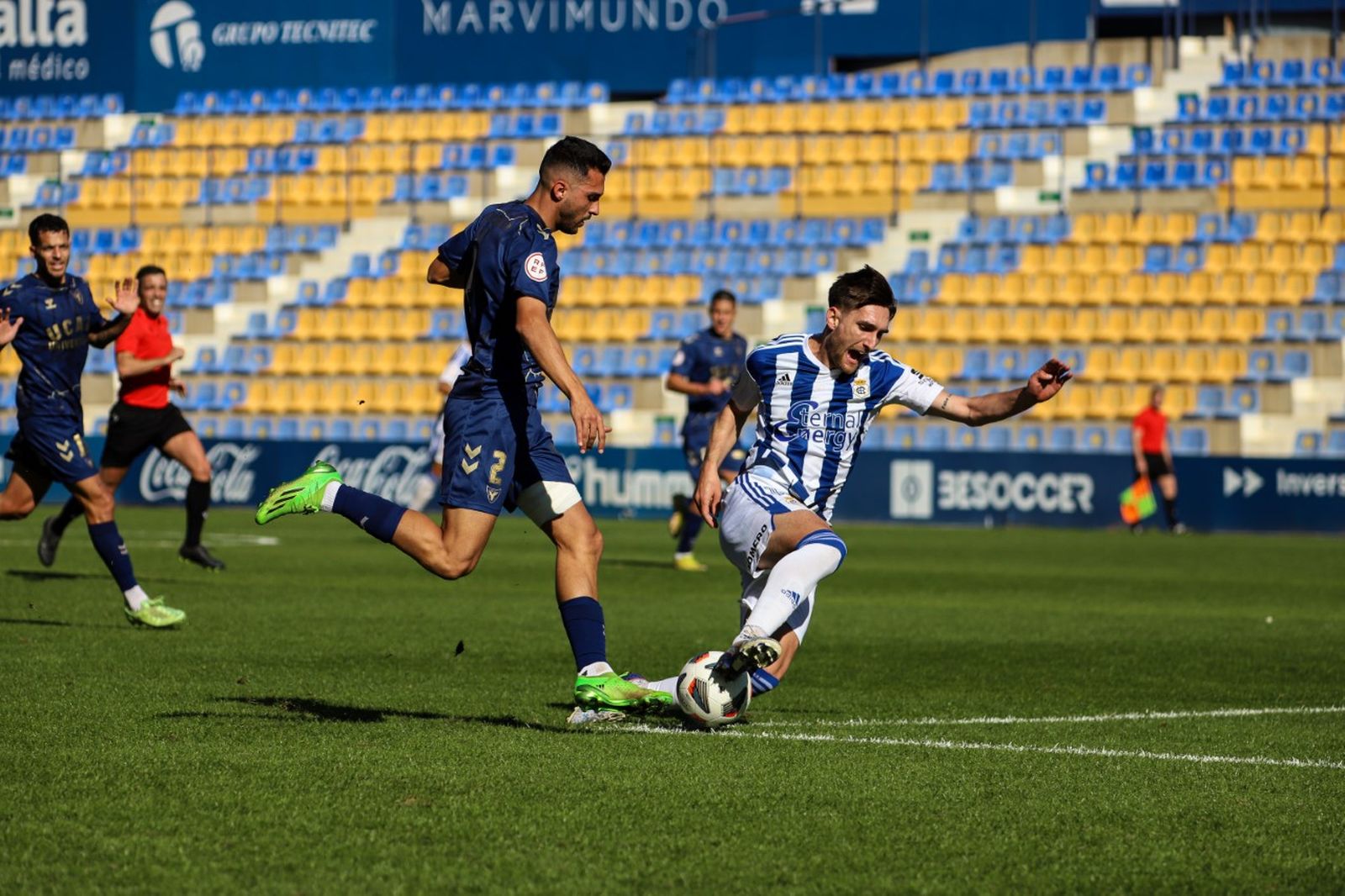 Salinas cae en el área del UCAM Murcia.