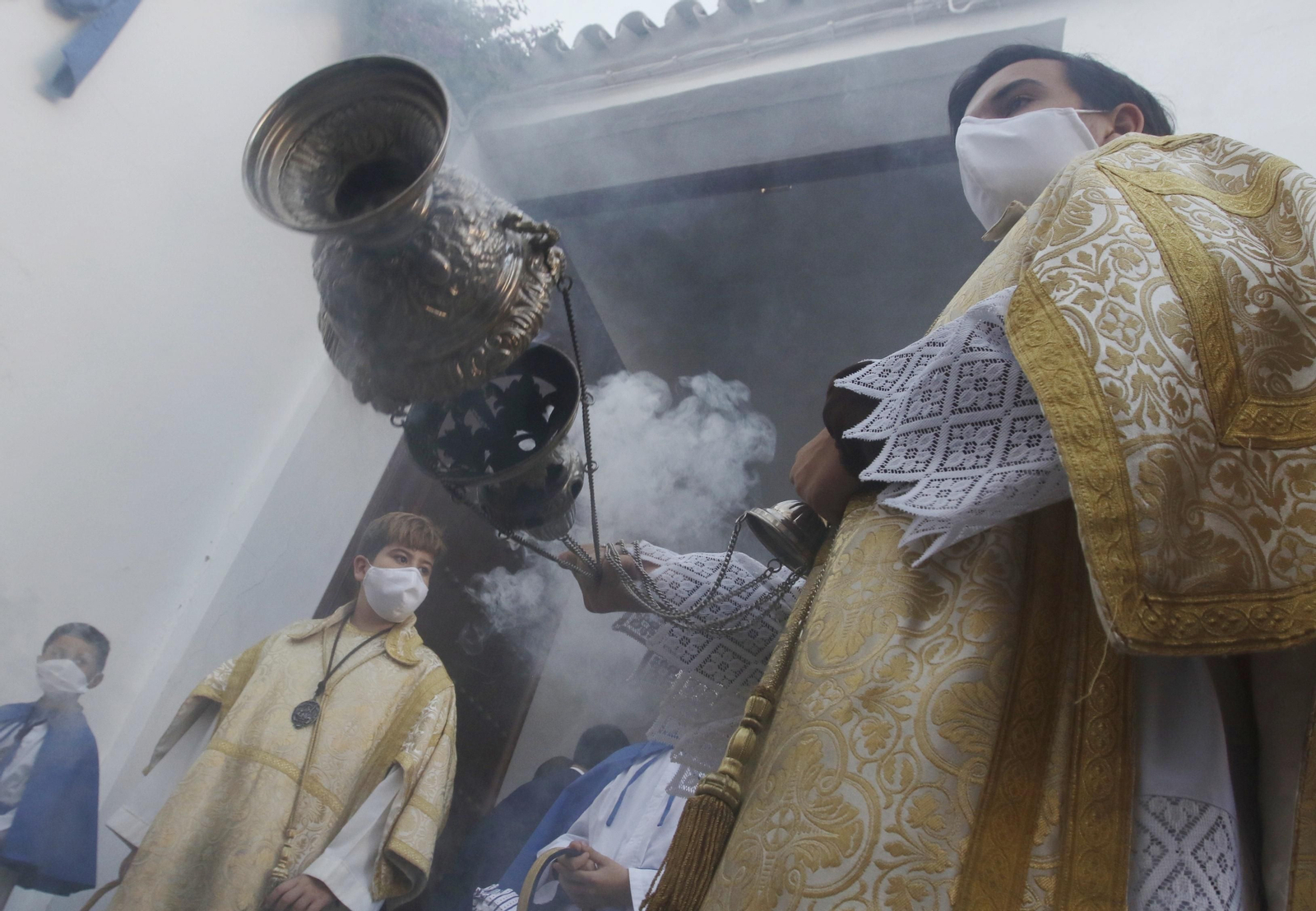 La procesión de la Divina Pastora de Capuchinos de Córdoba, en imágenes