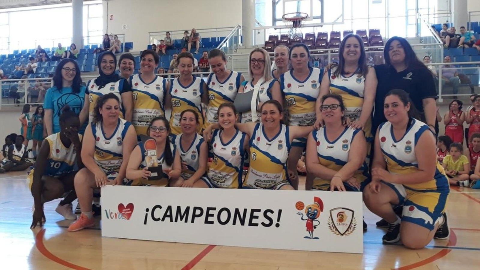 Buen ambiente, diversión y compañerismo marcan los entrenamientos de este nuevo grupo femenino.