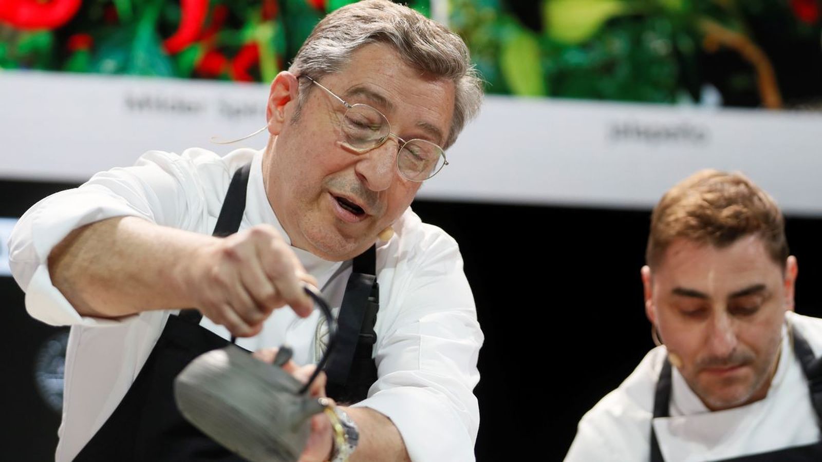 Joan y Jordi Roca, de El Celler de Can Roca, con algunos de los chefs que defienden la gastronomía sostenible.