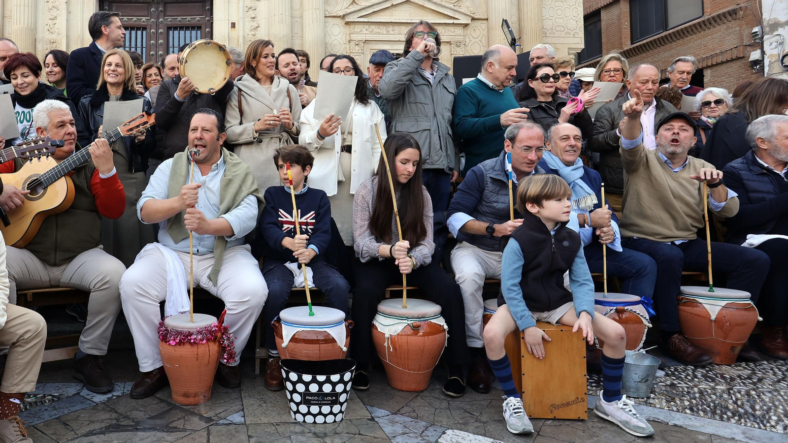 Imágenes de la zambomba BIC en Jerez