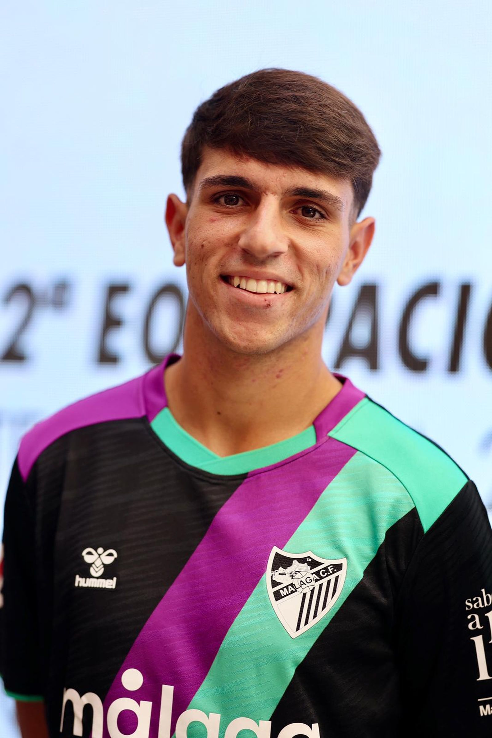 Así es la segunda camiseta del Málaga 25/26