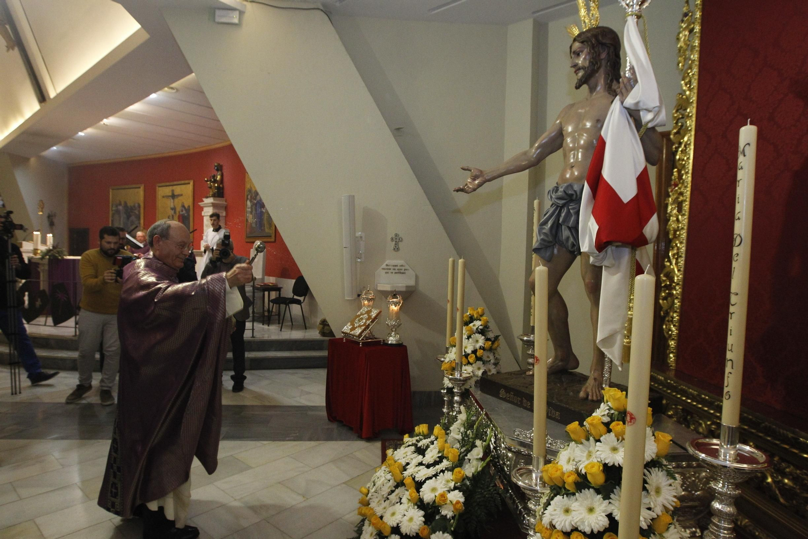 Fotogalería bendición Señor de la Vida. Parroquia Montserrat. Almería