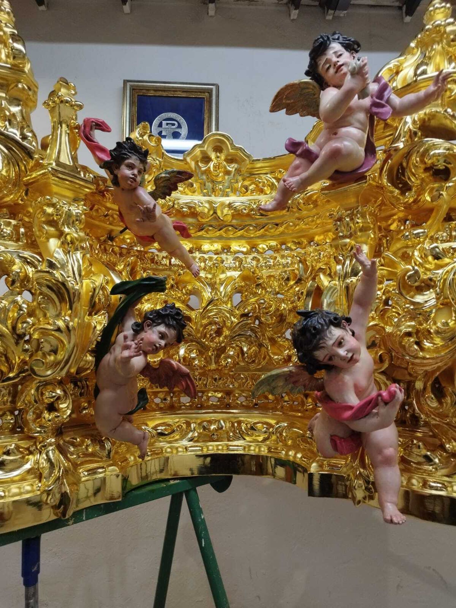 Detalle del frontal restaurado