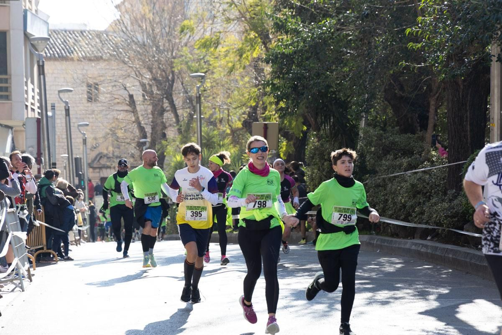 Deporte y solidaridad se unen en la IV Carrera Popular IES San Juan Bosco, en imágenes