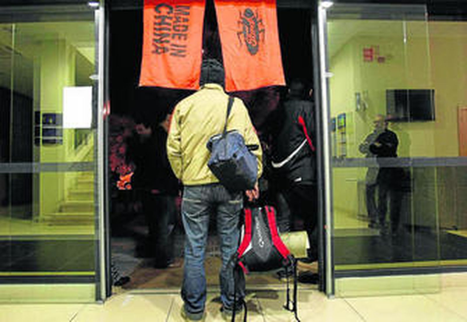 Uno de los miembros del comité, en el CEEI, a última hora de la tarde de ayer.