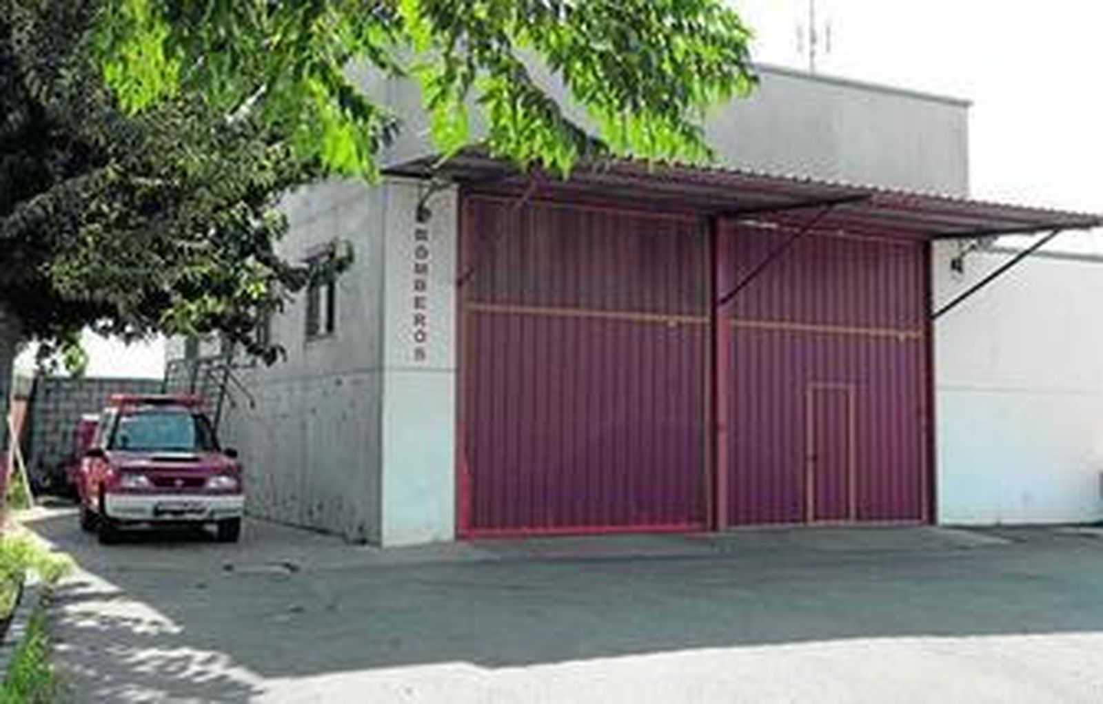 Una imagen de archivo del parque de bomberos de Coria del Río.