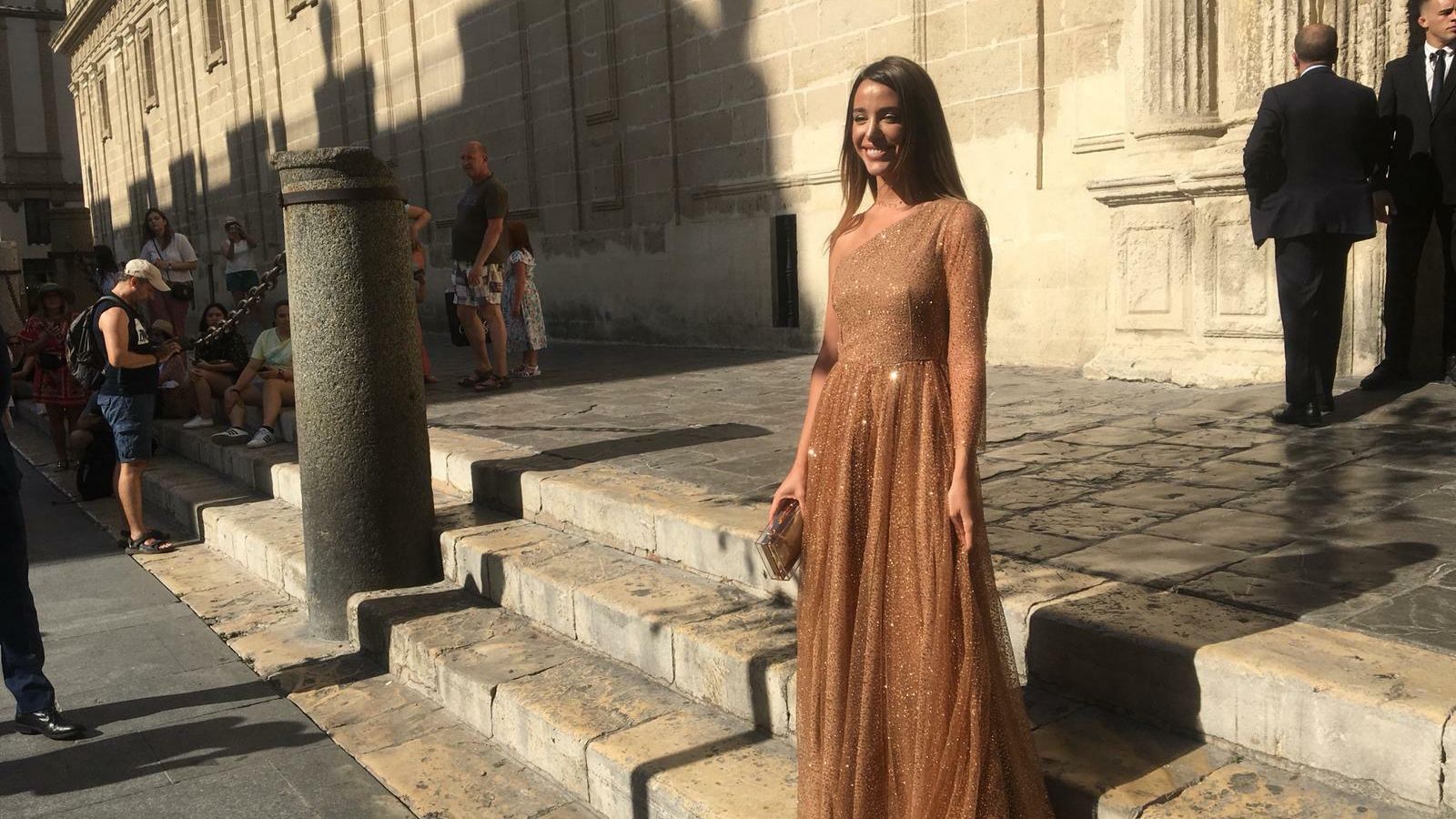 Teresa Bass con diseño de Rocío Osorno.