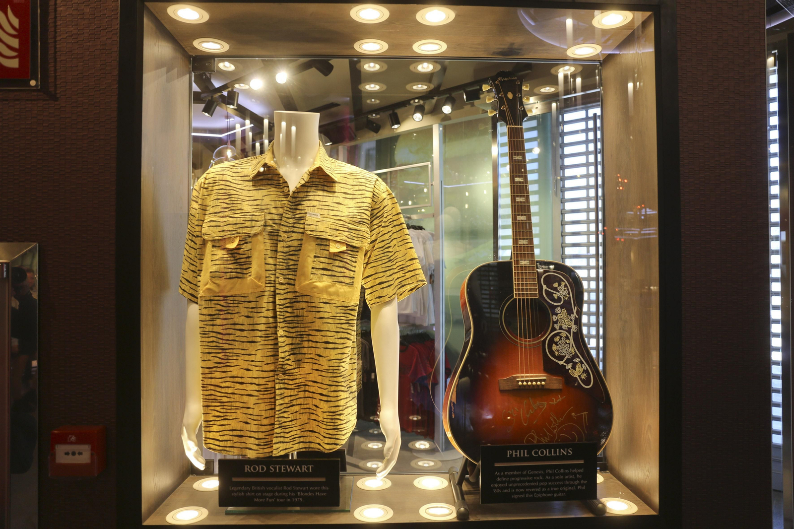 Las imágenes del Hard Rock Café en Muelle Uno de Málaga