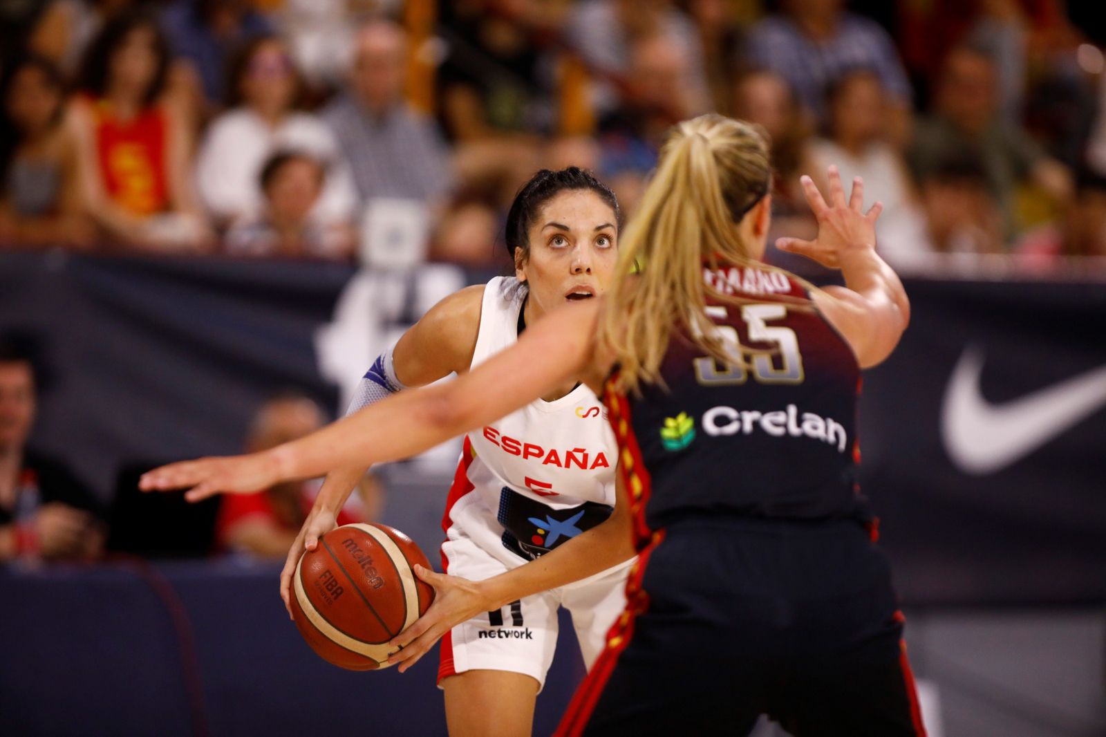 Las mejores fotos de la victoria de la selección española femenina de baloncesto ante Bélgica, en Córdoba