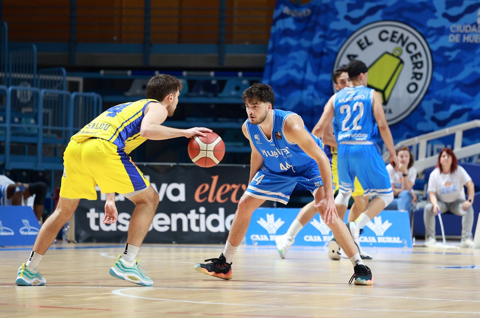 Las mejores imágenes del Ciudad de Huelva-CB Salou