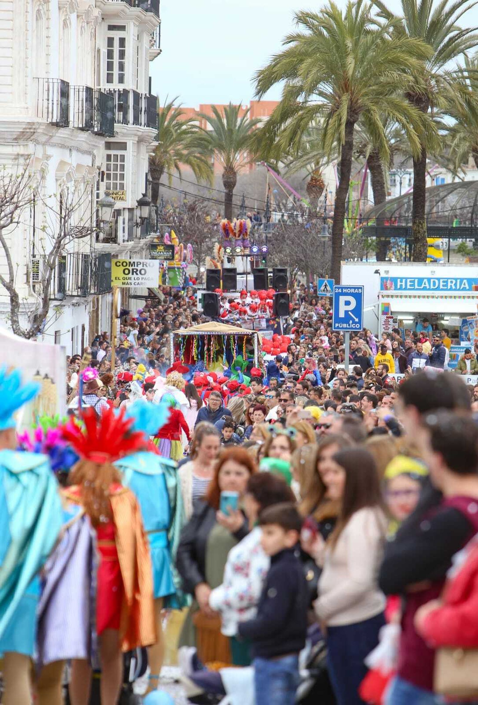 Imágenes de la Cabalgata del Humor en Chiclana