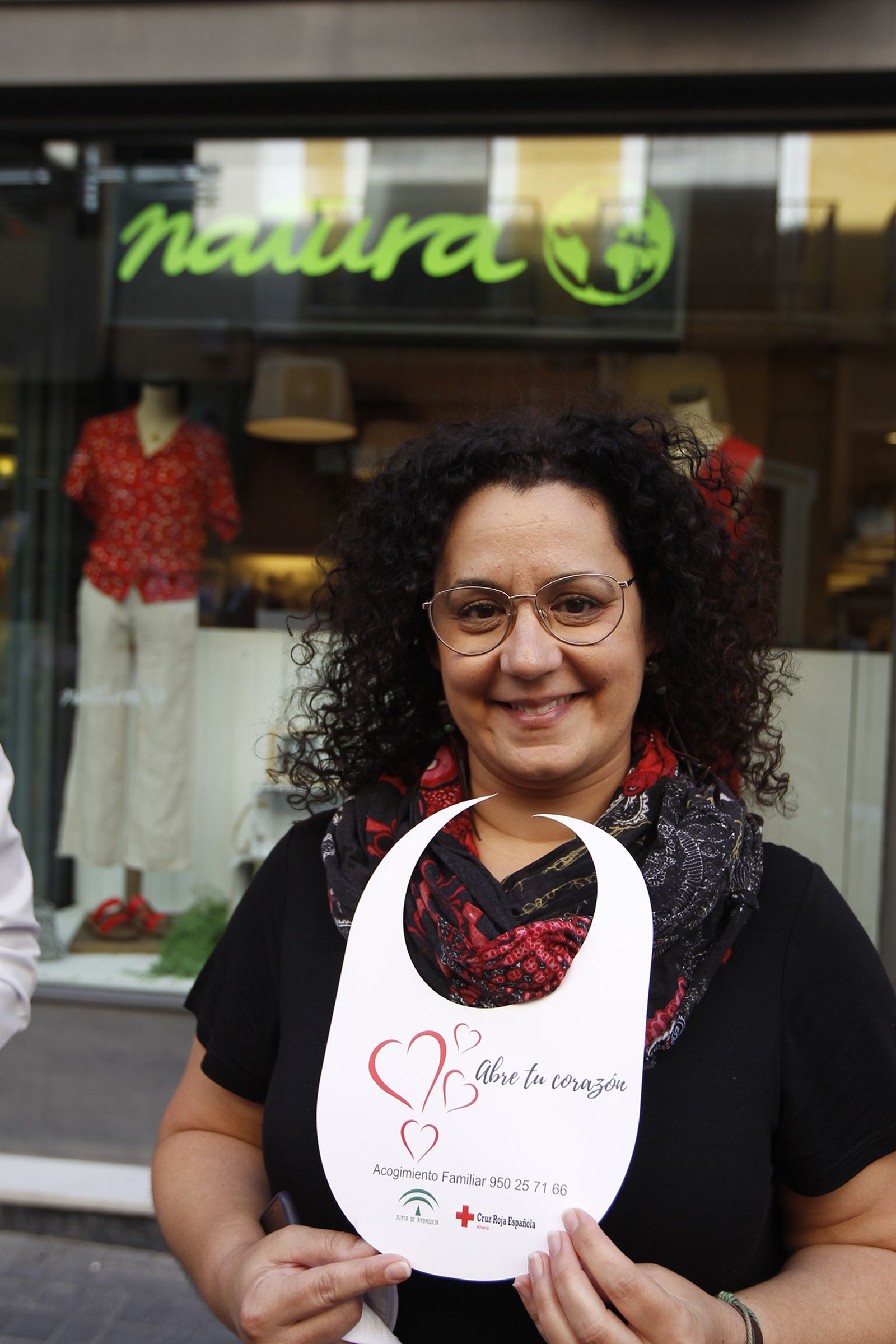 Programa acogimiento familiar.  Cruz Roja Almería