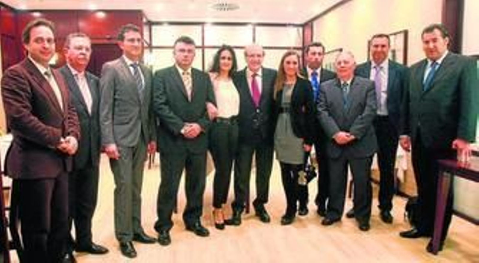 Participantes en la presentación ayer de la XVIII Exaltación a la Saeta de Huelva en Hipercor y Tiendas El Corte Inglés.