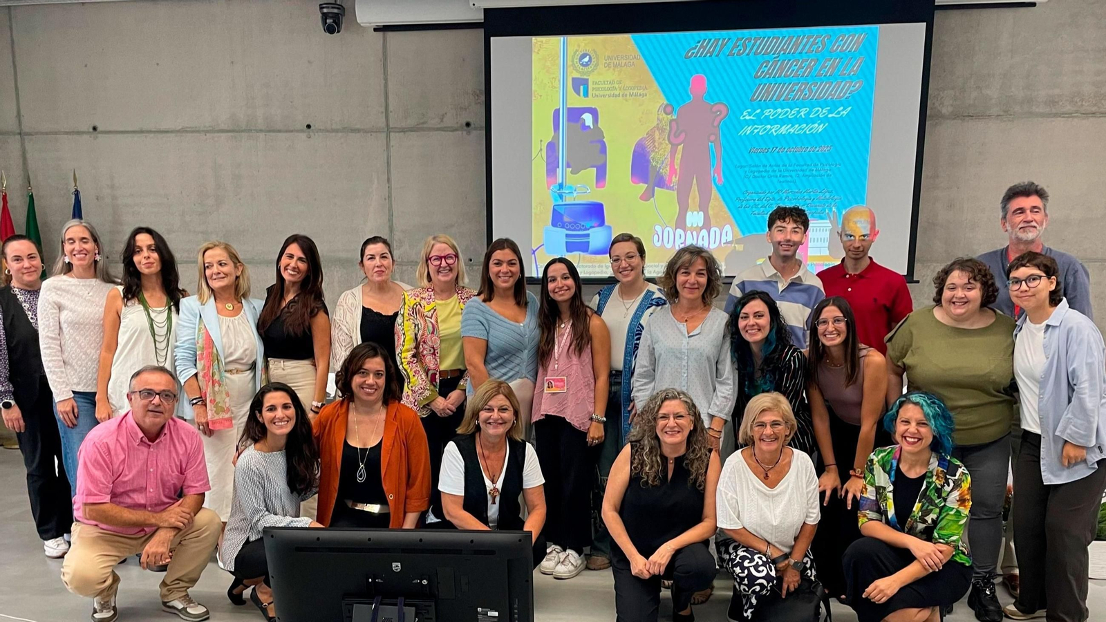 La Facultad de Psicología y Logopedia de la Universidad de Málaga (UMA) ha celebrado hoy la III Jornada '¿Hay estudiantes con cáncer en la Universidad?