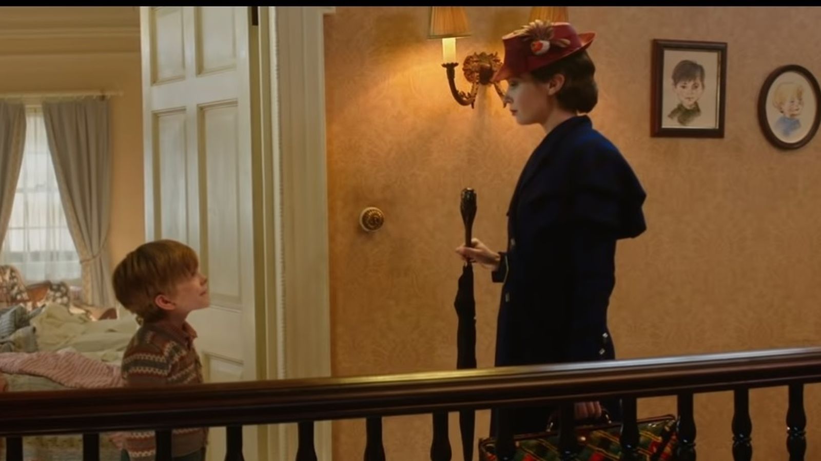 Fotograma de 'El regreso de May Poppins'