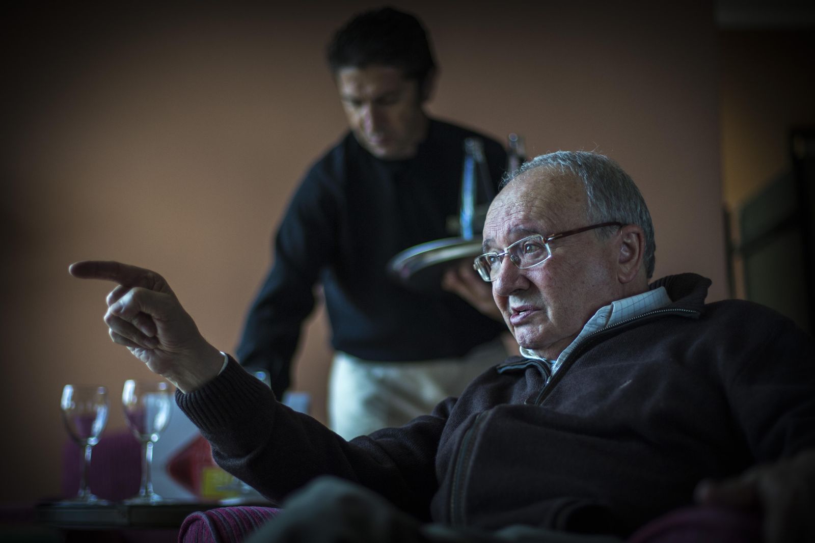 El empresario mallorquín en la cafetería del Hotel Barrosa Palace durante una entrevista en 2013.