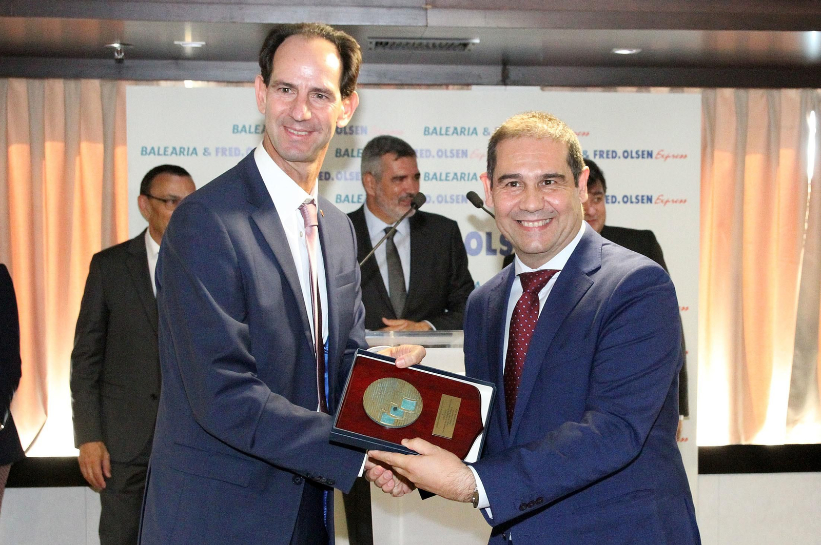 Balearia,  Fred Olsen y el Puerto de Huelva presentan la nueva línea entre Huelva y Canarias, en imágenes