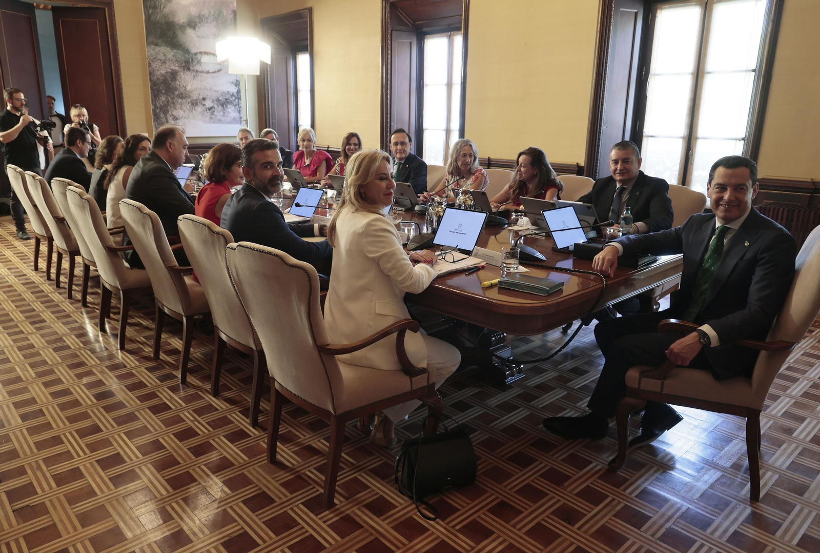 Las imágenes de la toma de posesión del nuevo Consejo de Gobierno de Andalucía