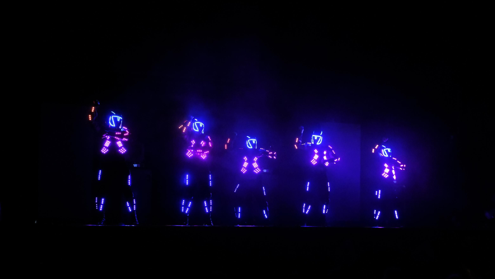 Imágenes del espectáculo 'The Talent' en la Gala XV Aniversario Diario de Almería