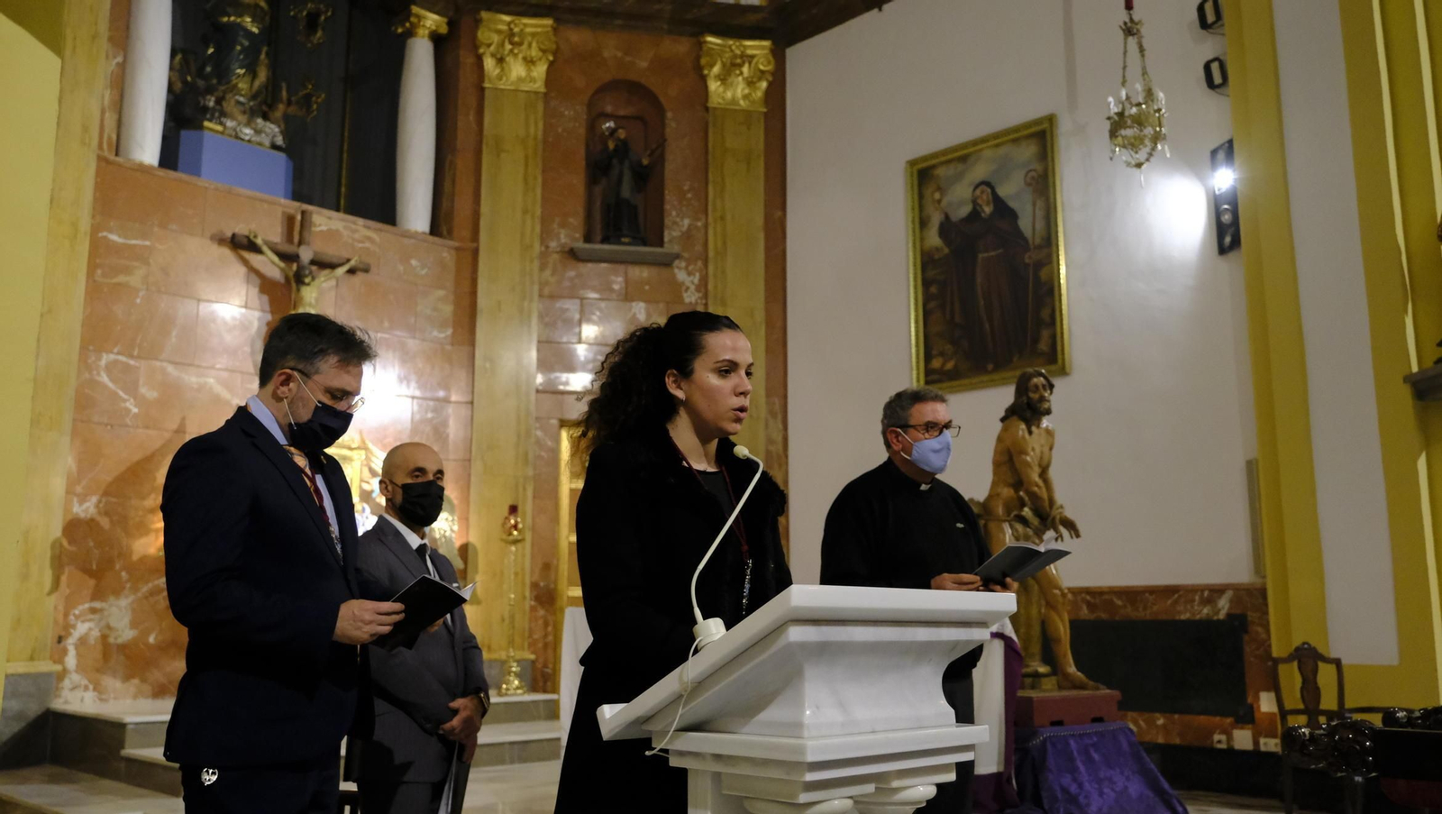 Imágenes del Via Crucis