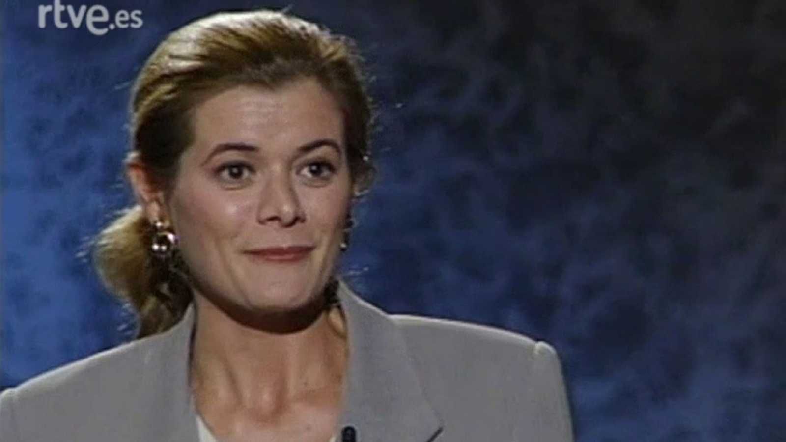 Elena Ochoa, una de las pioneras en hablar de sexo en televisión con 'Hablemos de sexo' en La 1.