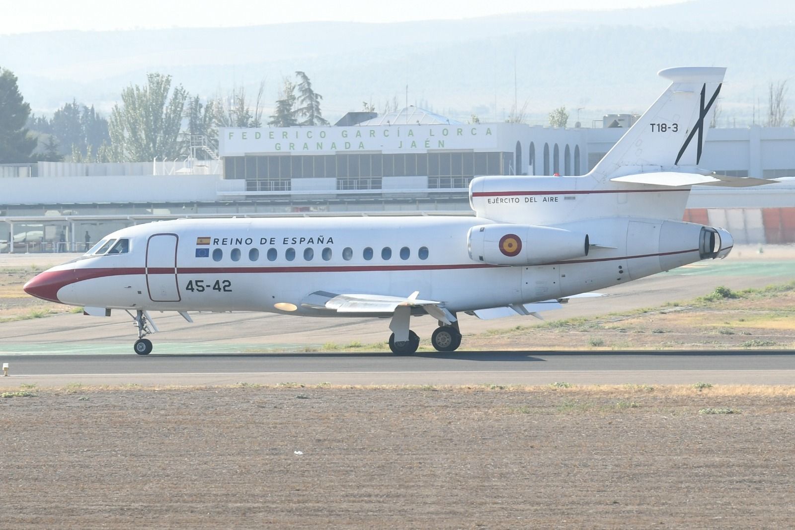 Llegada de Pedro Sánchez al Aeropuerto de Granada