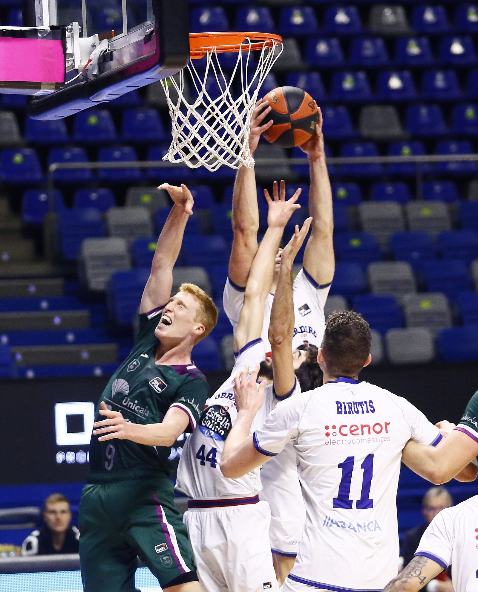 El Unicaja-Obradoiro, en fotos