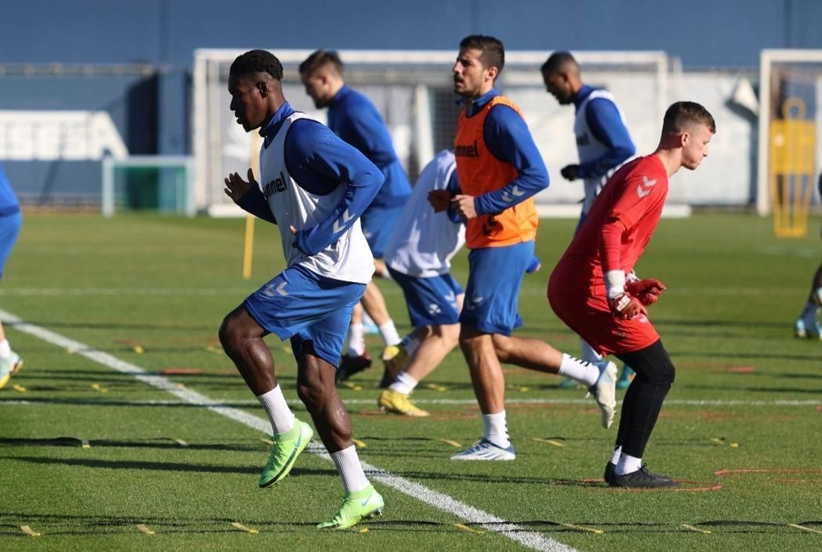 Juande y Chavarría, brotes verdes en el Málaga CF