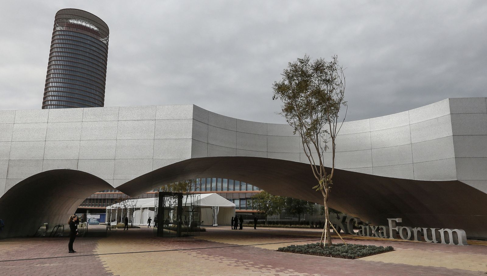 Caixafórum Sevilla recupera su programación de actividades presenciales para todos los públicos.